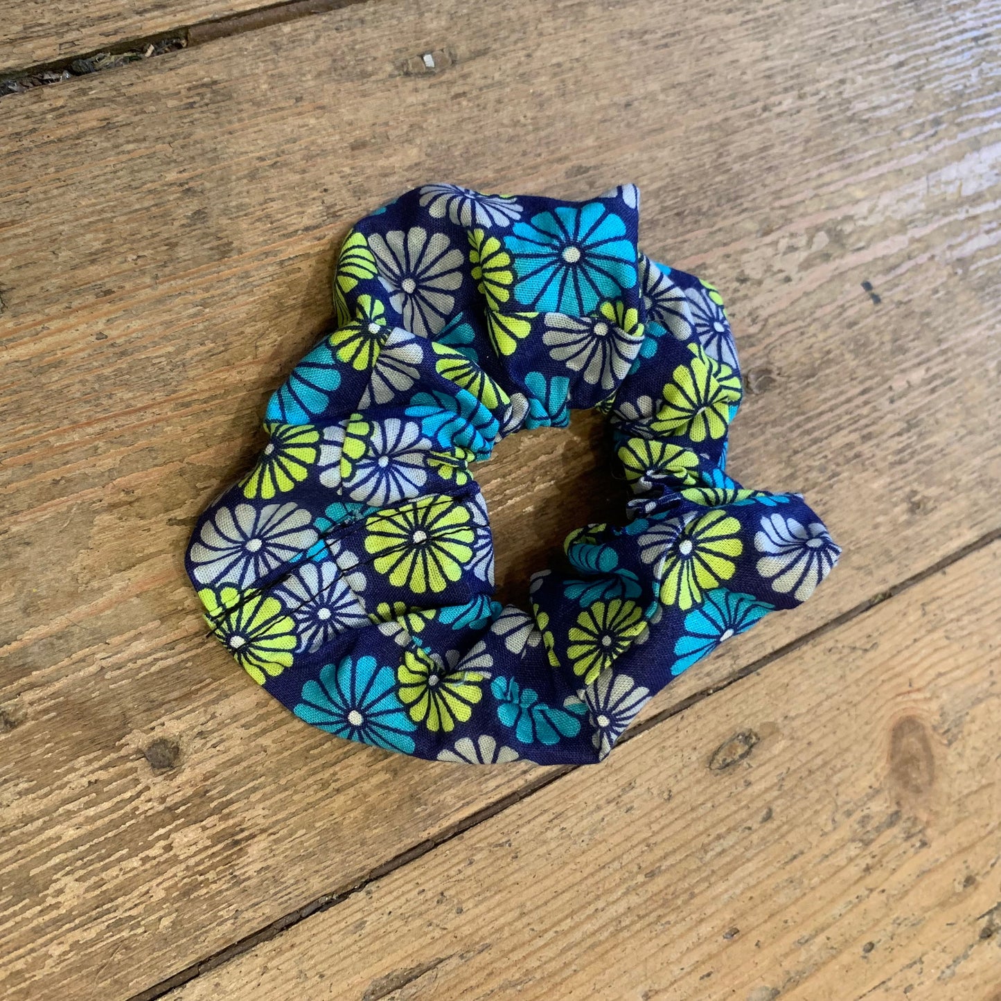 Miss Pretty London hair Accessories Blue Retro Print Hair Scrunchie